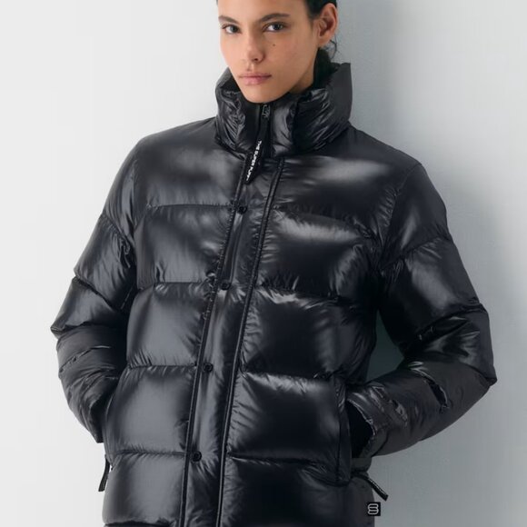 Aritzia Superpuff Hi-Gloss Parka - Picture 1 of 7
